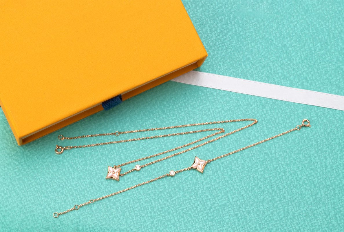 LUXEIFY STAR PINK MOP 1 DIAMOND PINK GOLD NECKLACE