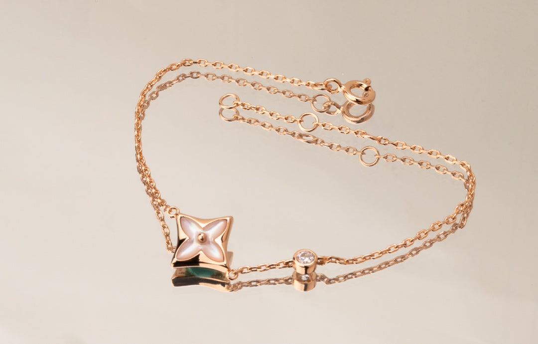 LUXEIFY STAR PINK MOP 1 DIAMOND PINK GOLD NECKLACE