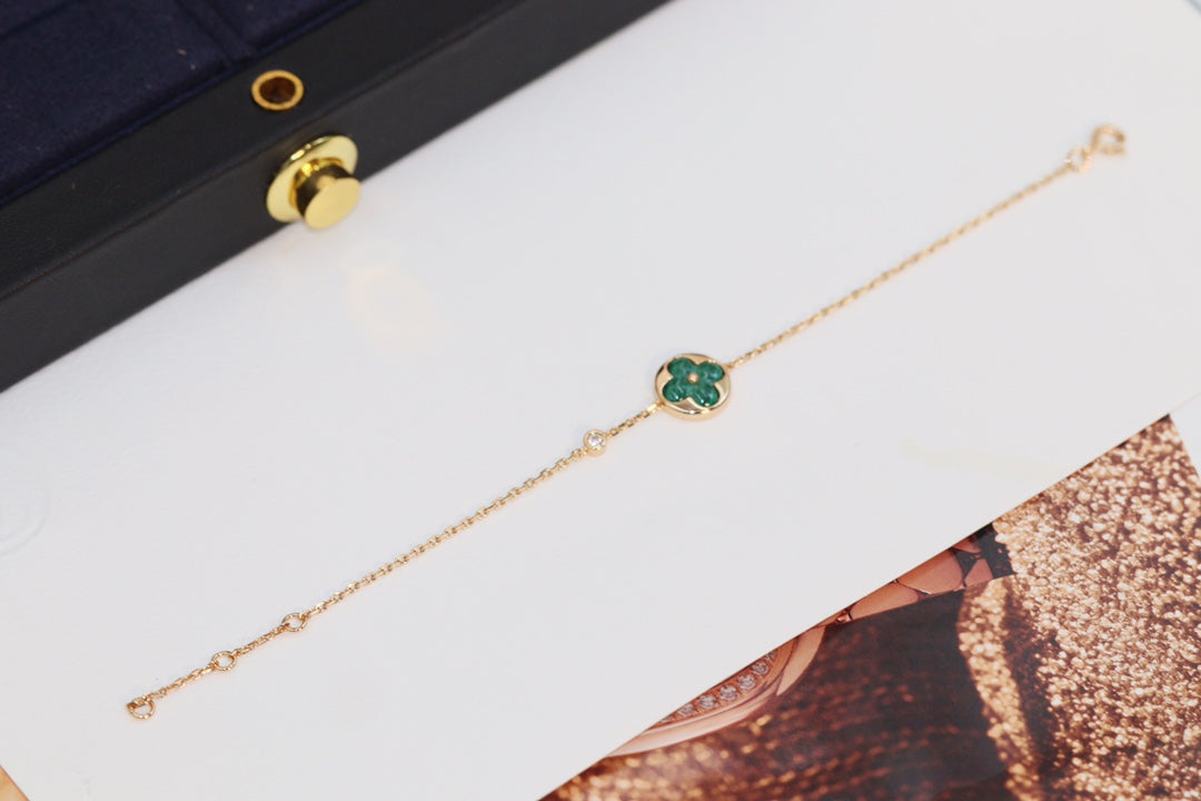 LUXEIFY STAR AND SUN 4 MOTIF PINK GOLD MALACHITE BRACELET