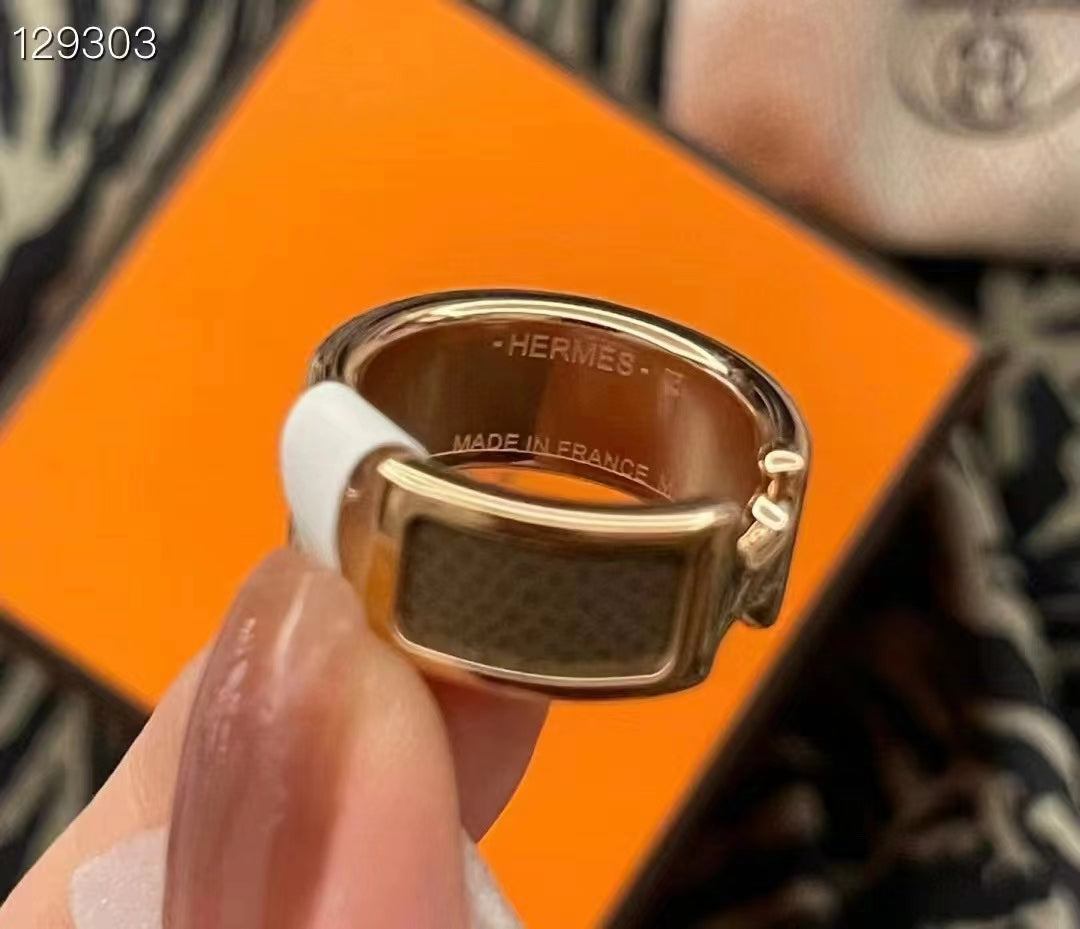 LUXEIFY OLYMPE PINK GOLD RING