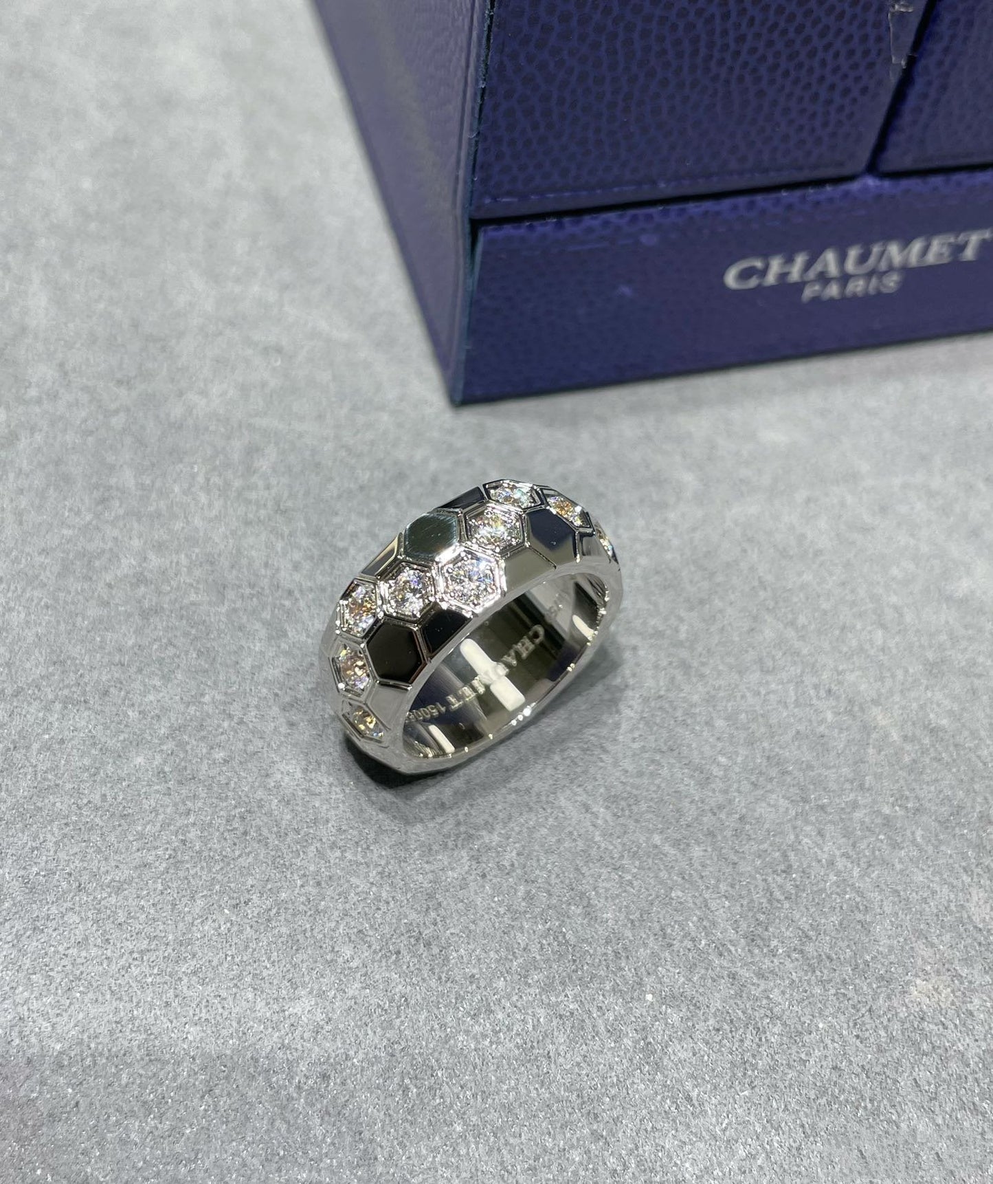 LUXEIFY BEE LOVE DIAMOND LARGE RING