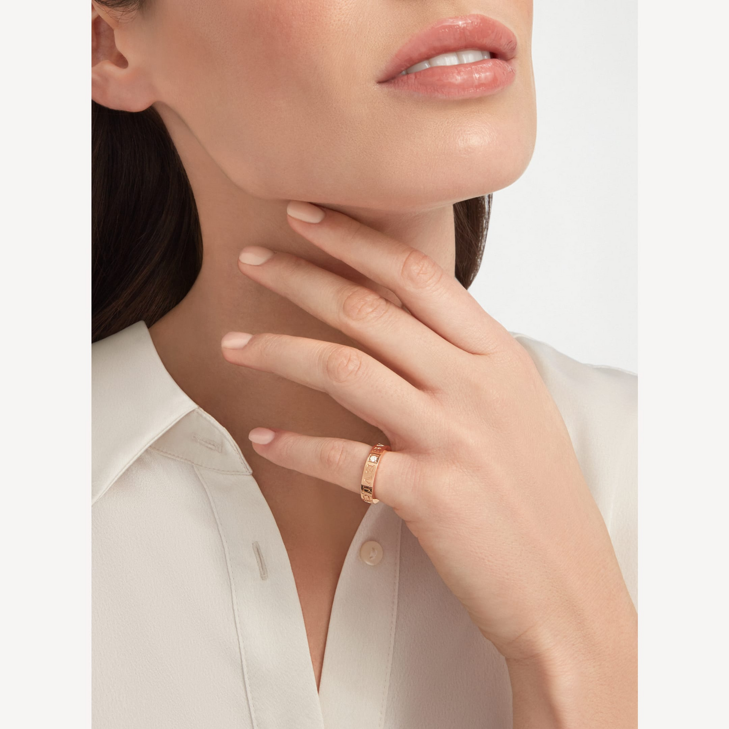 LUXEIFY ZERO 1 ESSENTIAL WITH A DIAMOD RING