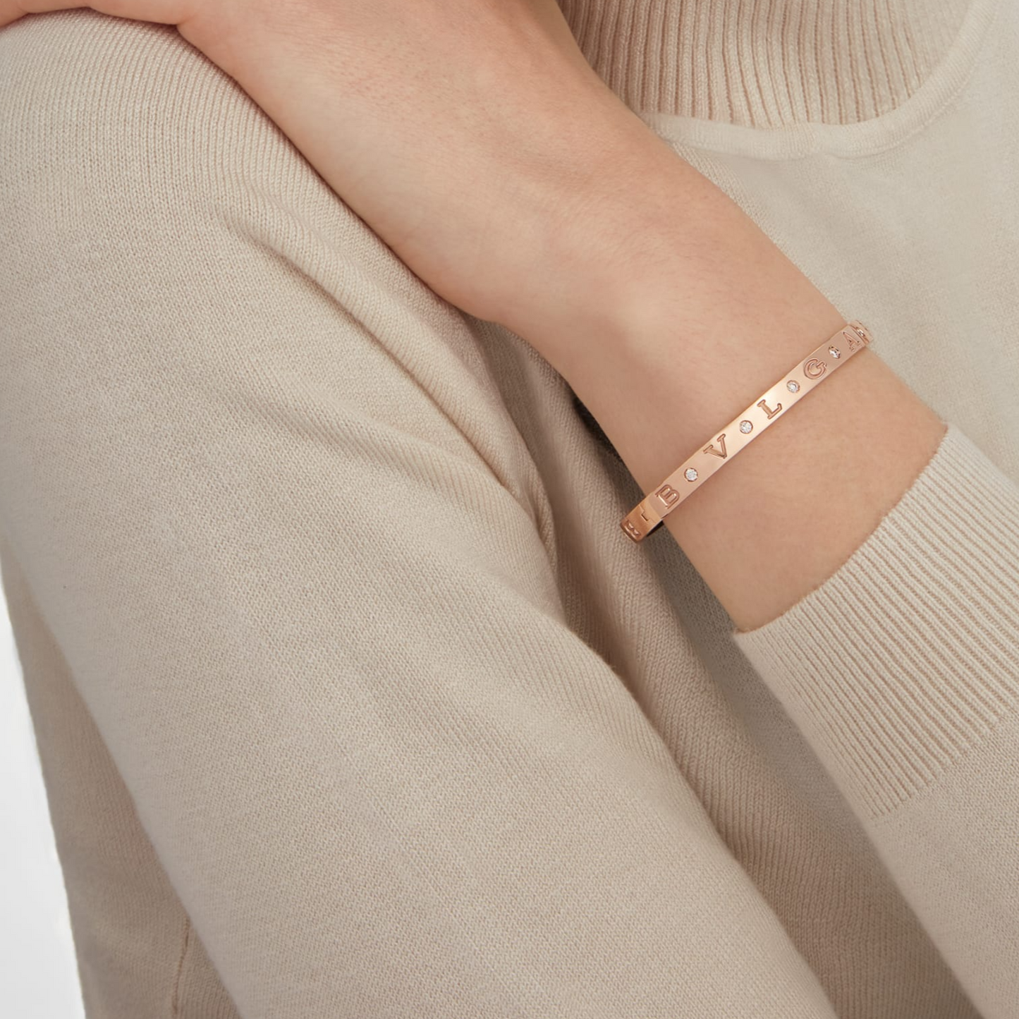 LUXEIFY ZERO 1 PINK GOLD 12 DIAMONDS BRACELET