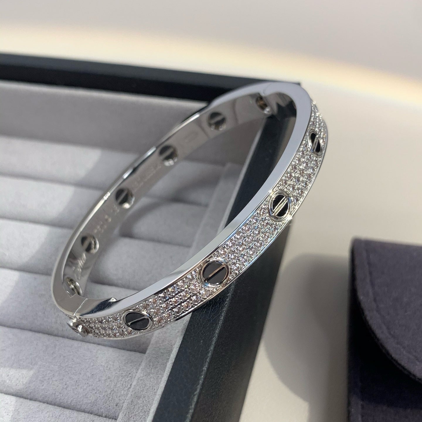LUXEIFY LOVE BRACELET 6.1MM DIAMOND-PAVED CERAMIC