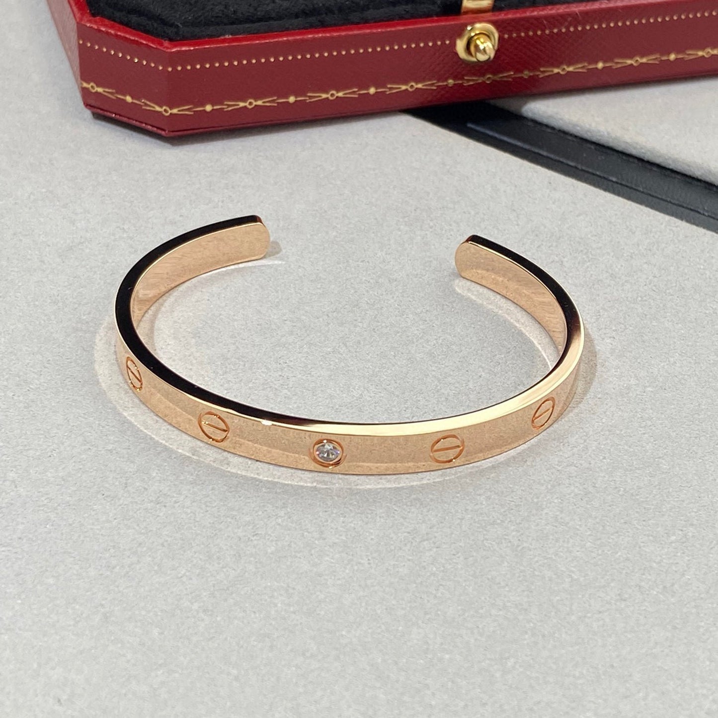 LUXEIFY LOVE BRACELET 6.1MM 1 DIAMOND OPEN CUFF
