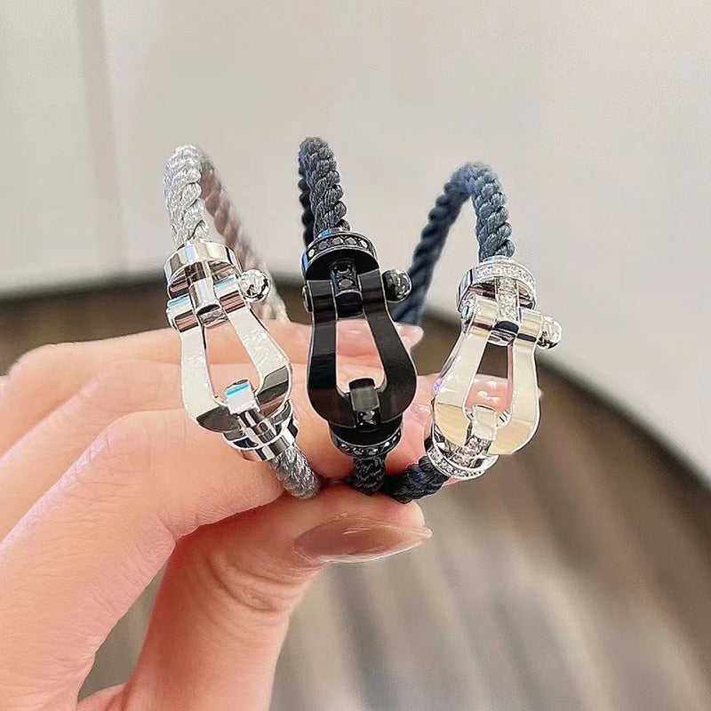 LUXEIFY FORCE LARGE HORSESHOE HALF DIAMOND BRACELET ROSE GOLD