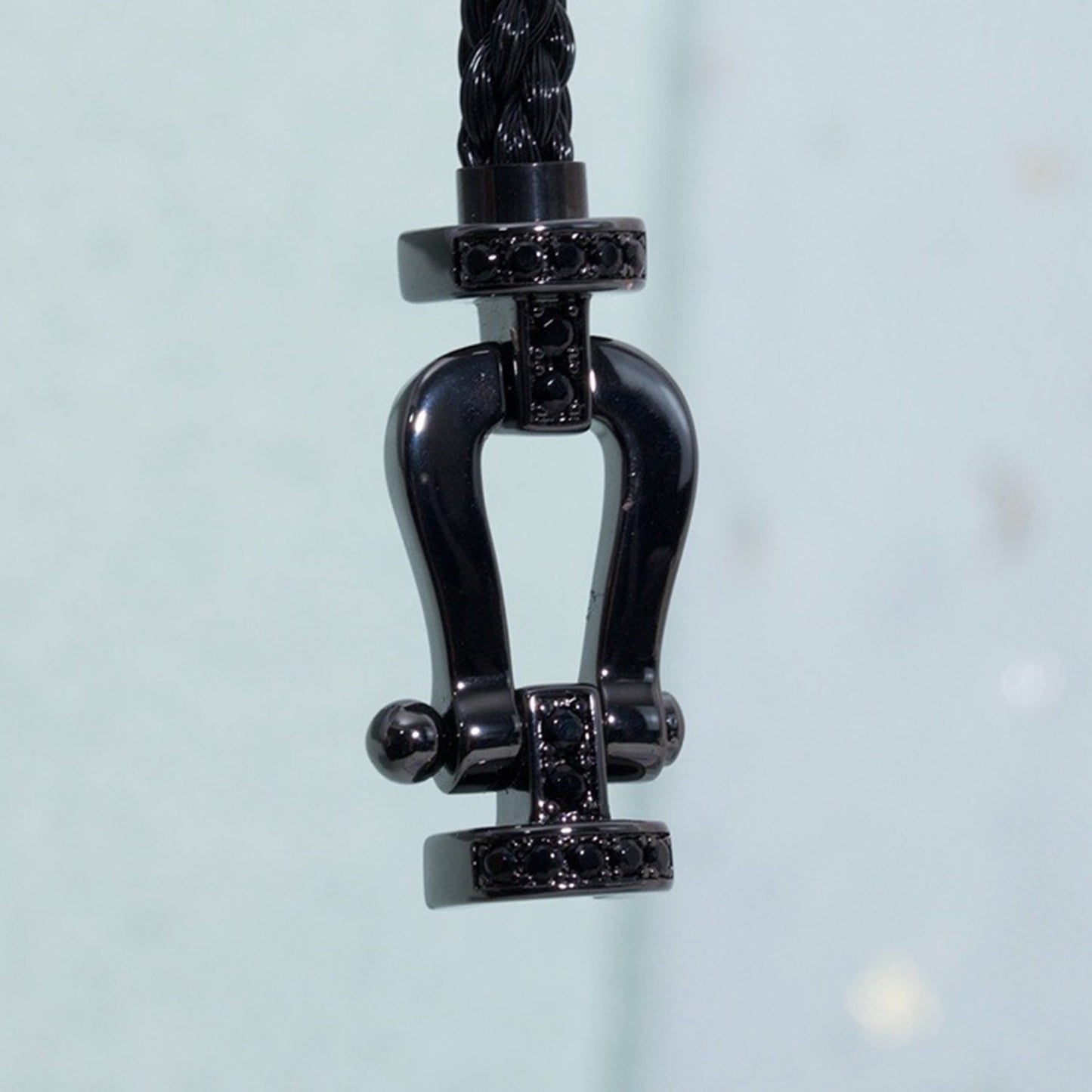 LUXEIFY FORCE LARGE SERIES HORSESHOE BLACK SAMURAI BRACELET