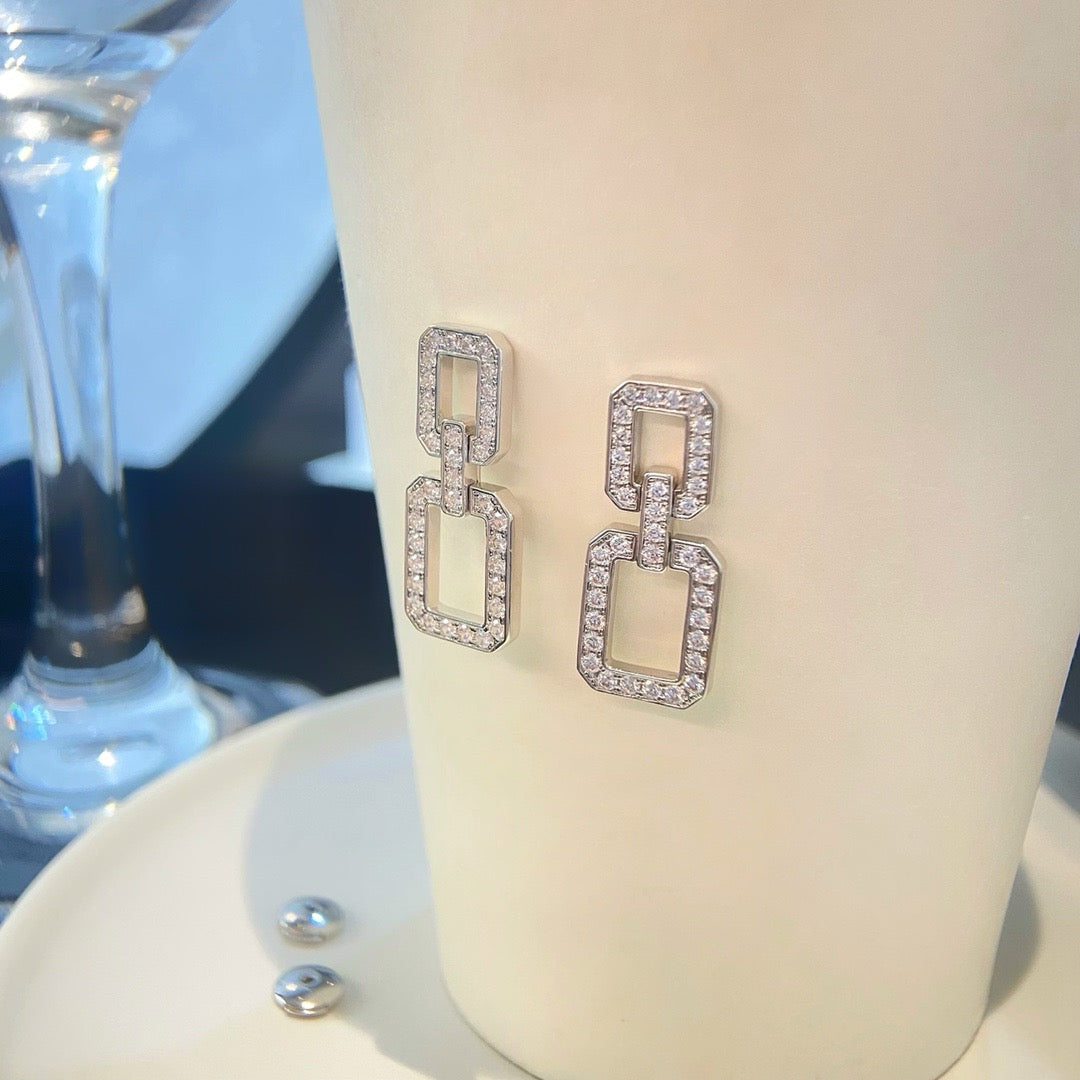 PENDIENTES MEDIANOS LUXEIFY LINKS CON DIAMANTE