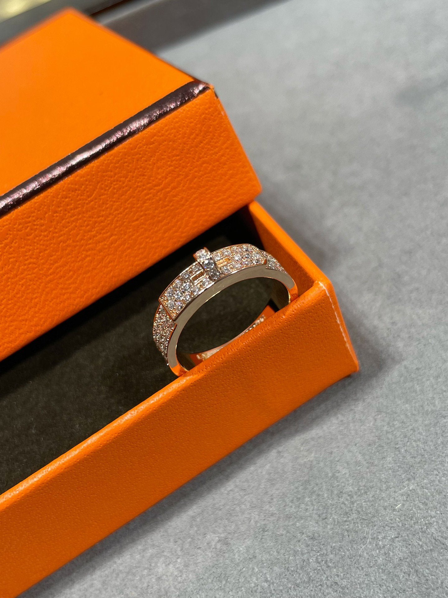 LUXEIFY KELLY PINK GOLD DIAMOND RING