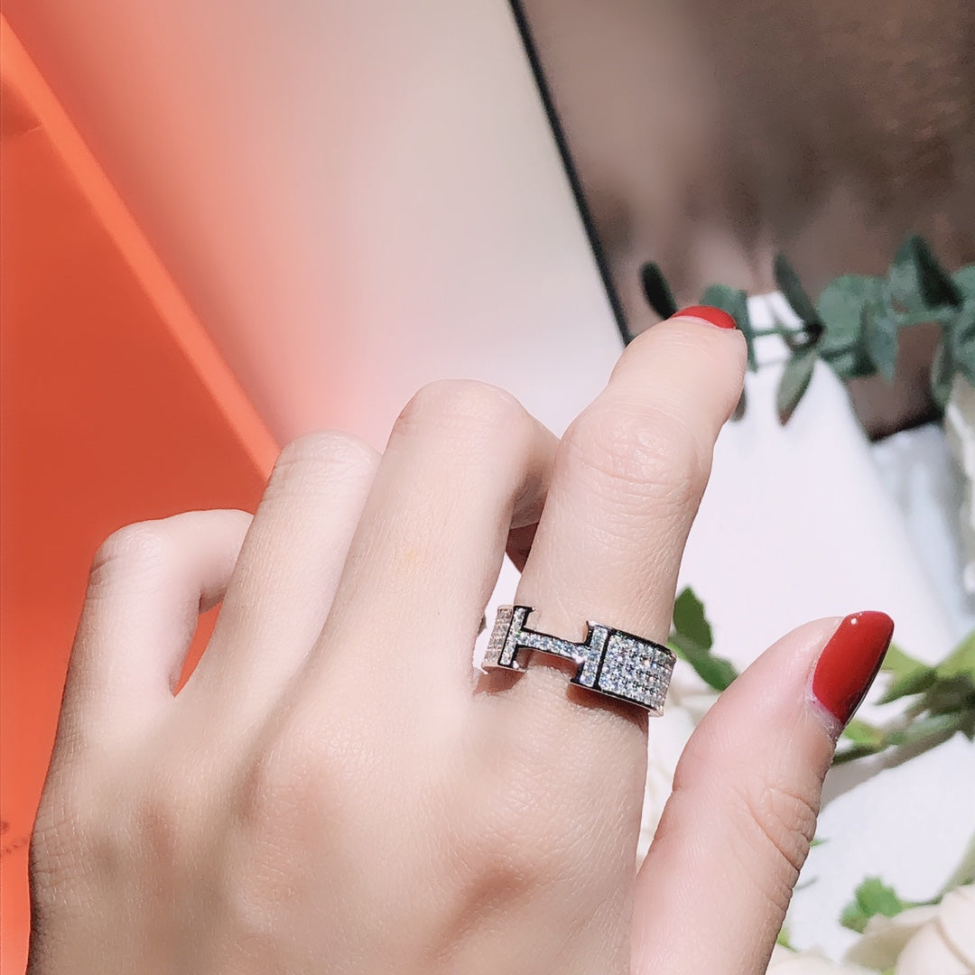 LUXEIFY H RING FULL DIAMOND