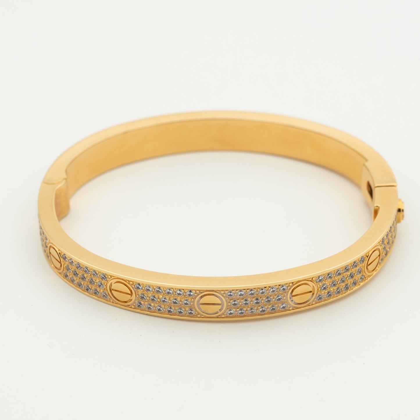 LUXEIFY LOVE BRACELET 6.1MM DIAMOND-PAVED