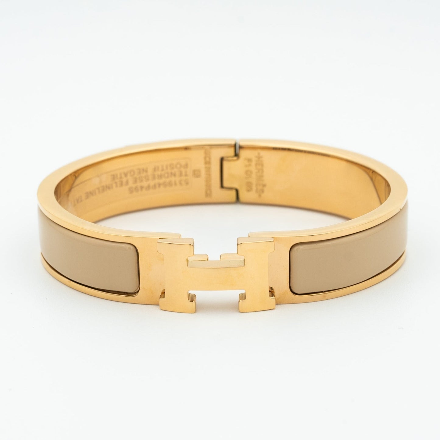 LUXEIFY H GREY BRACELET