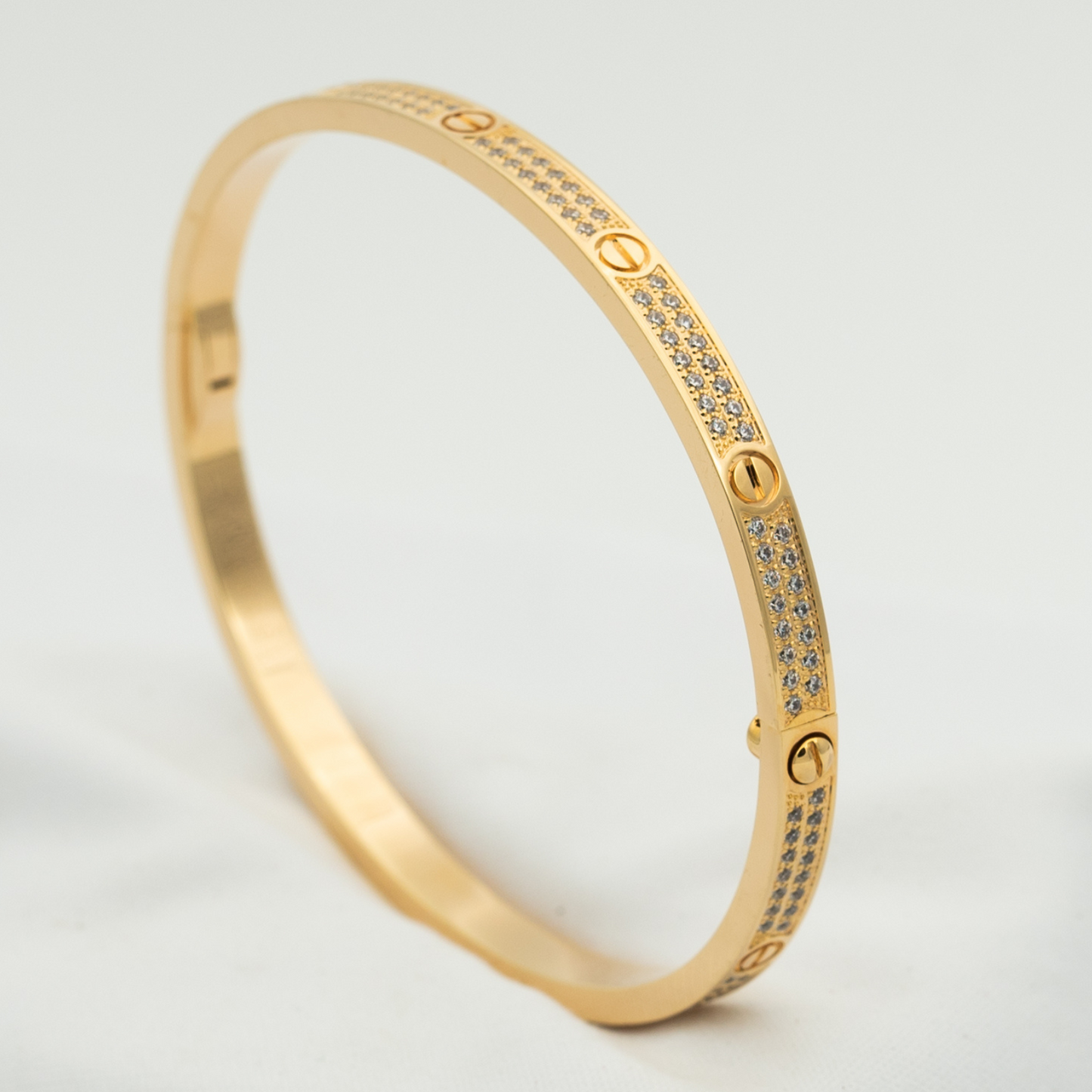 LUXEIFY LOVE BRACELET 3.65MM DIAMOND-PAVED