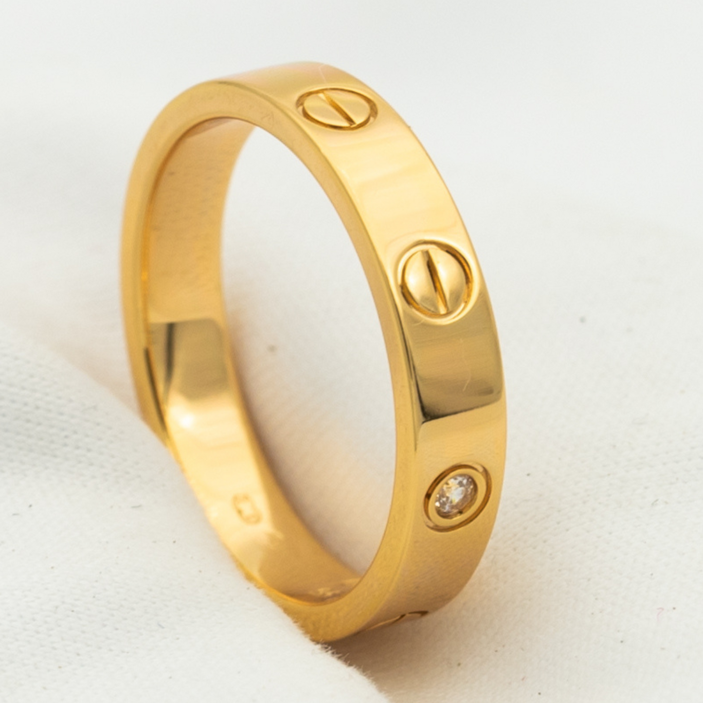 LUXEIFY LOVE RING 4MM 1 DIAMOND PINK GOLD