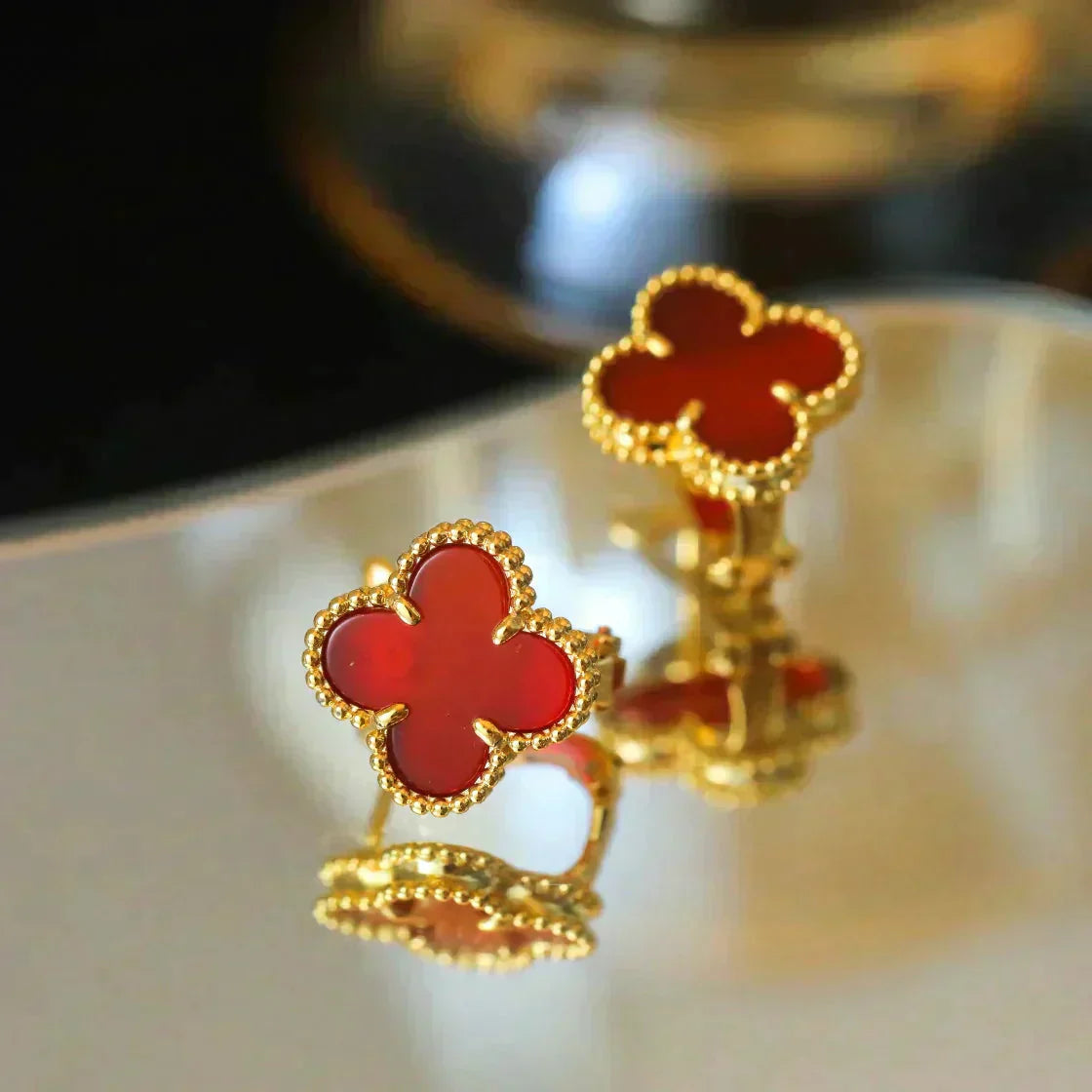 CLOVER MEDIUM 1 MOTIFS CARNELIAN EARRINGS