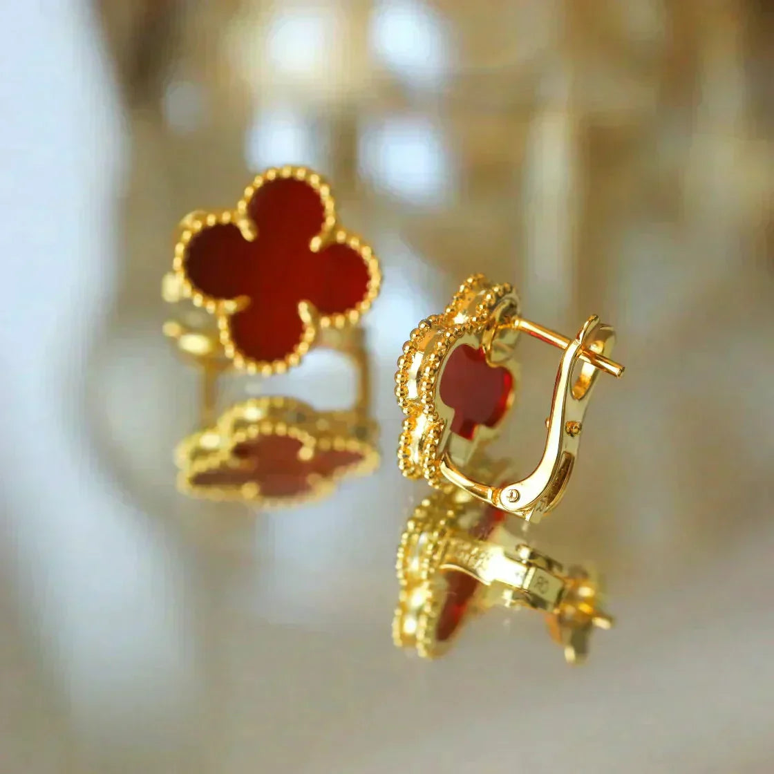 CLOVER MEDIUM 1 MOTIFS CARNELIAN EARRINGS