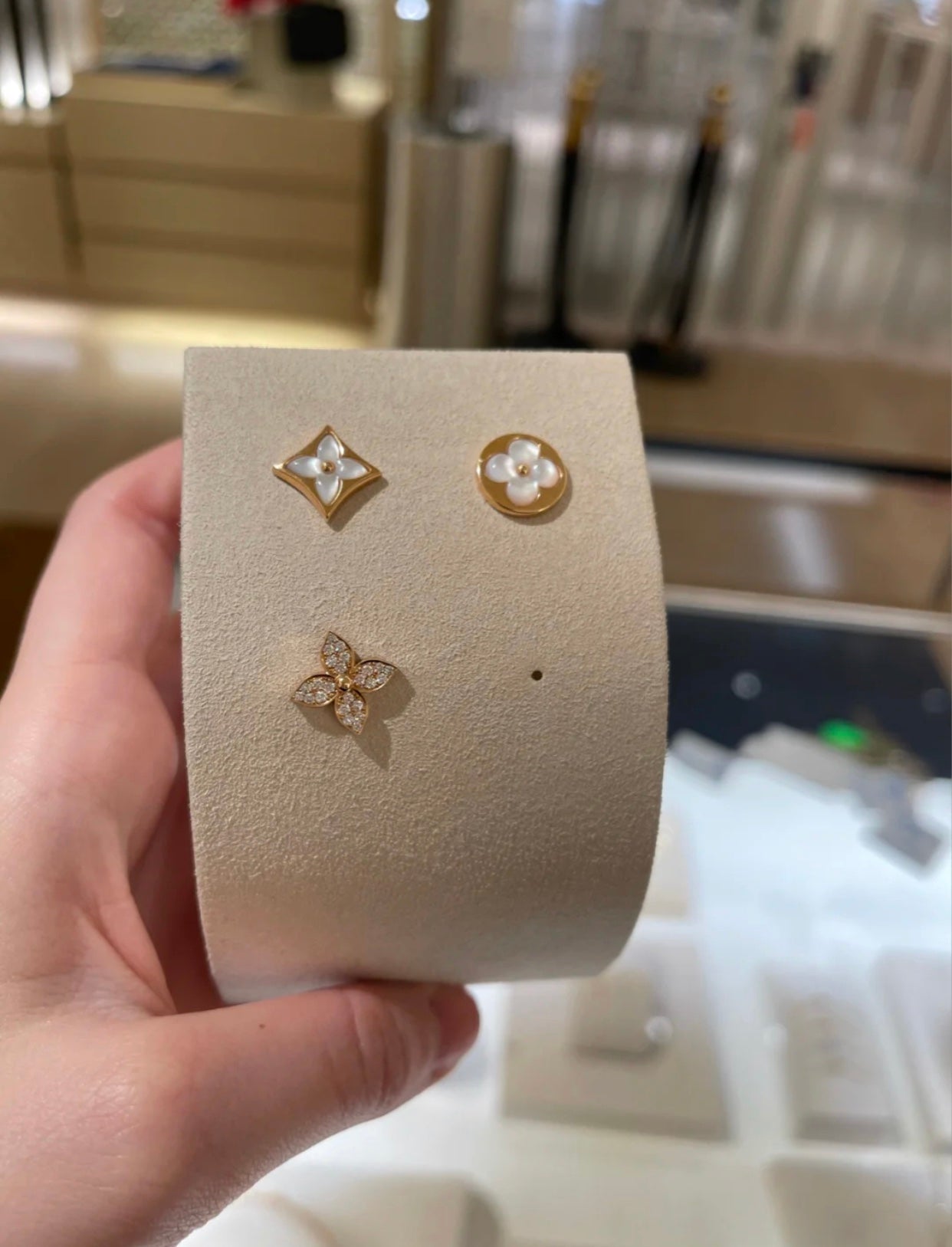 LUXEIFY STAR BLOSSOM STUD EARRINGS PINK GOLD DIAMONDS