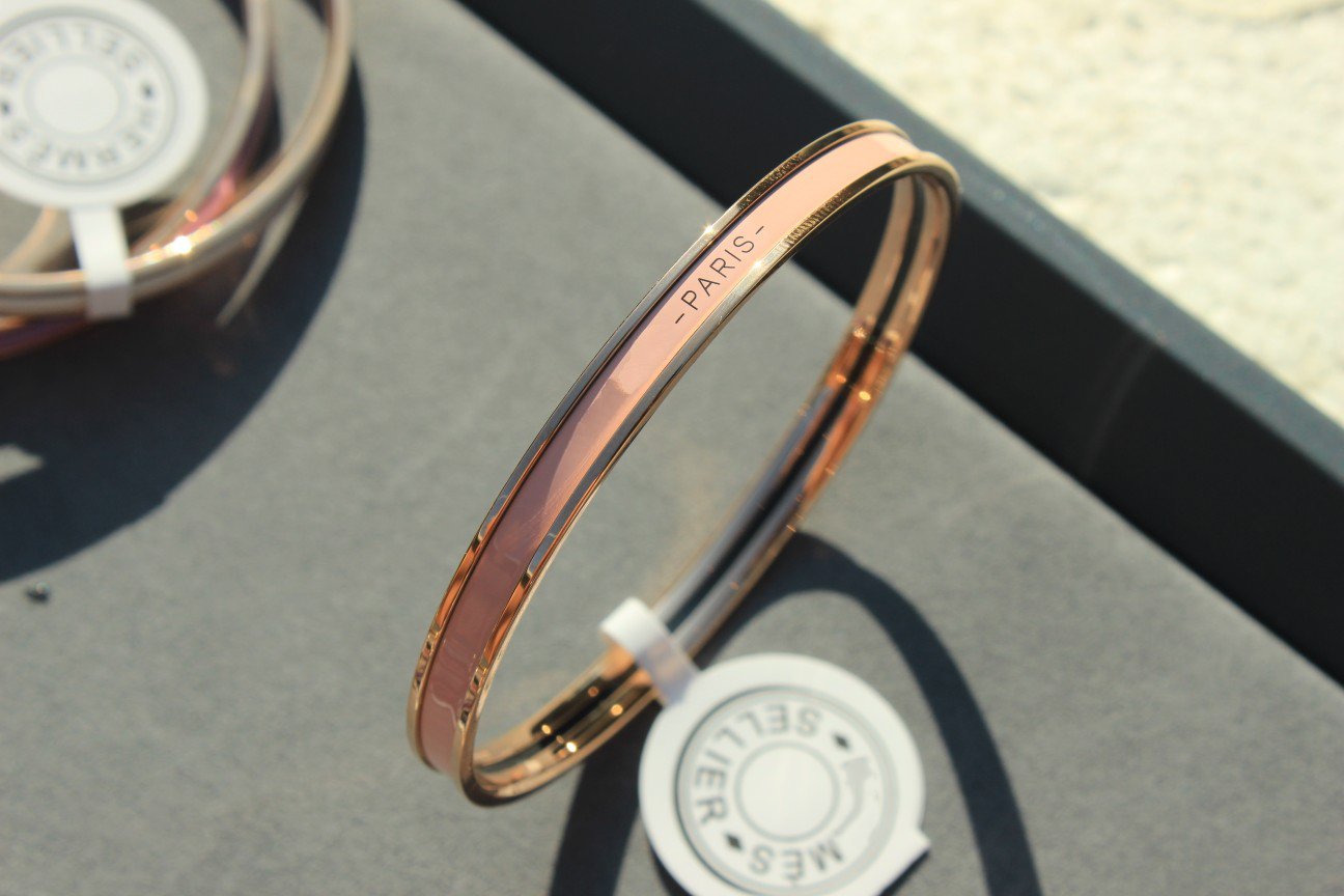 LUXEIFY HM UNI BANGLE BAG