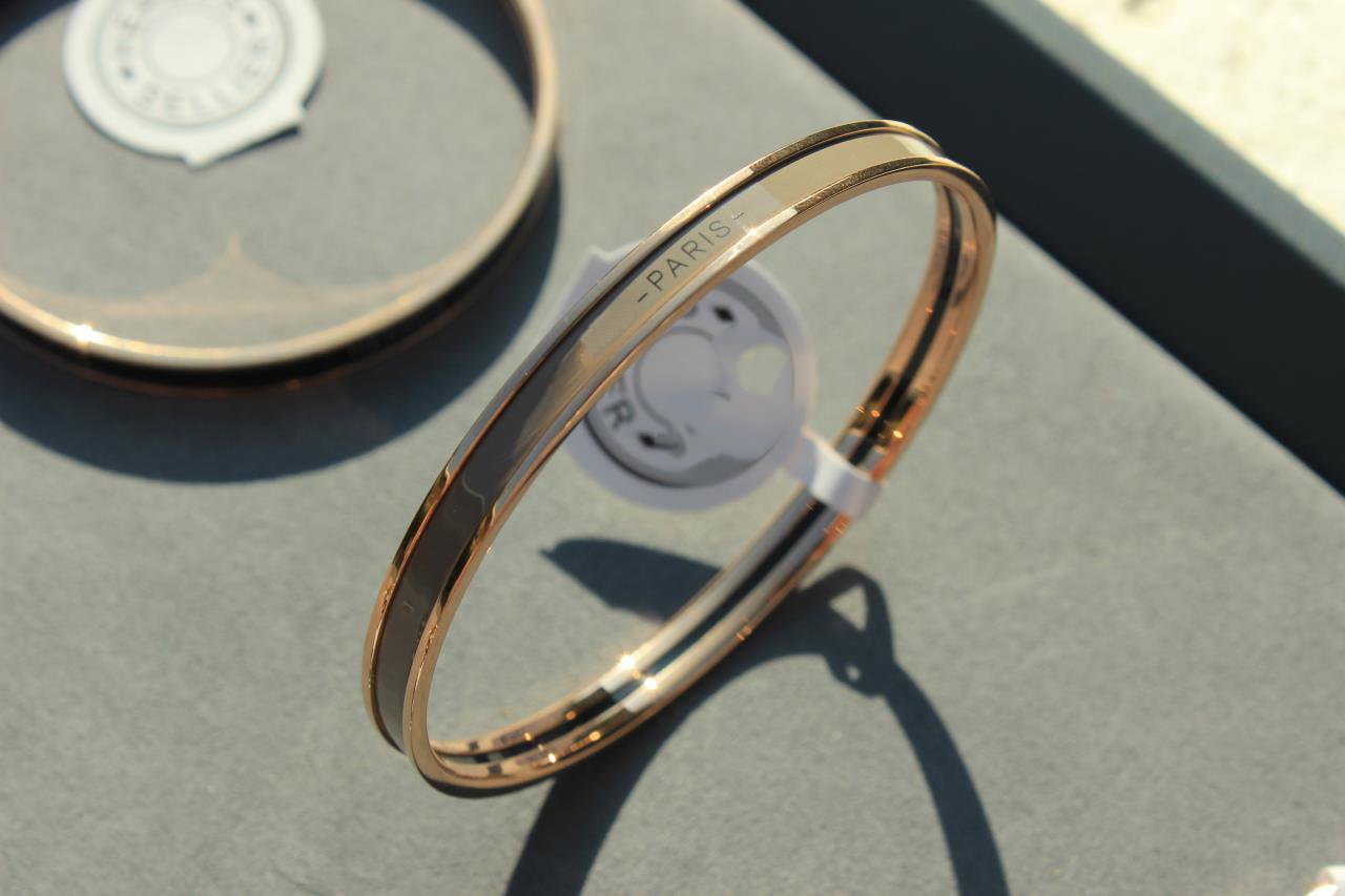 LUXEIFY HM UNI BANGLE BAG
