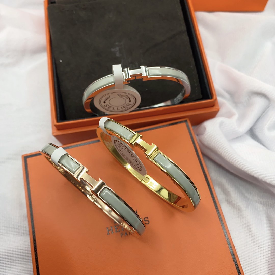 LUXEIFY CLASSIC HM CLIC GREEN 8MM ENAMEL BRACELET