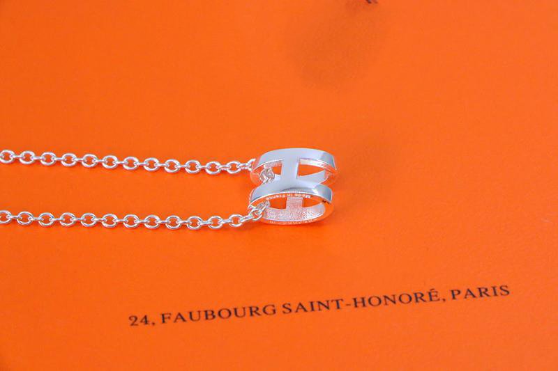 LUXEIFY HM NECKLACE H LETTER OVAL SERIES