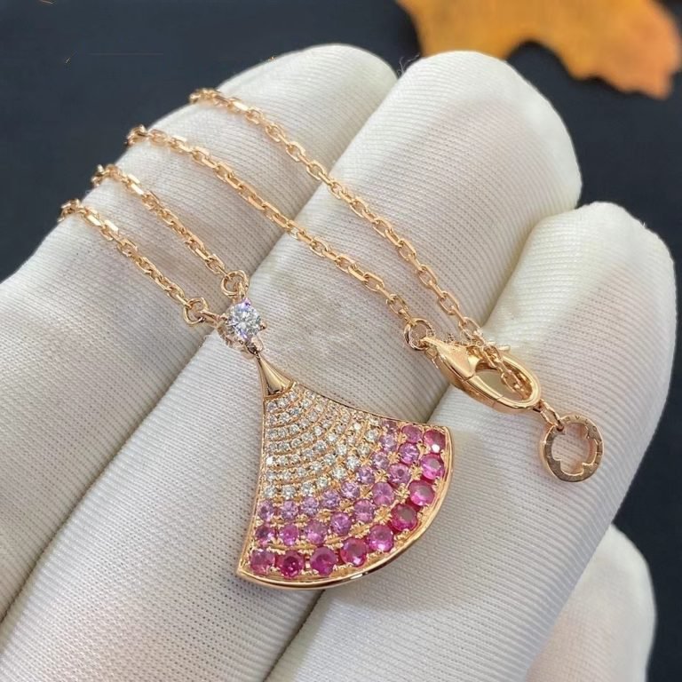 LUXEIFY DREAM NECKLACE PINK GOLD PINK DIAMOND