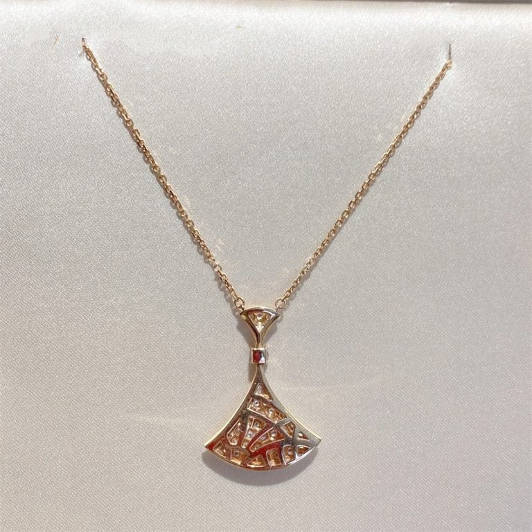 LUXEIFY DREAM NECKLACE PINK GOLD FULL DIAMOND
