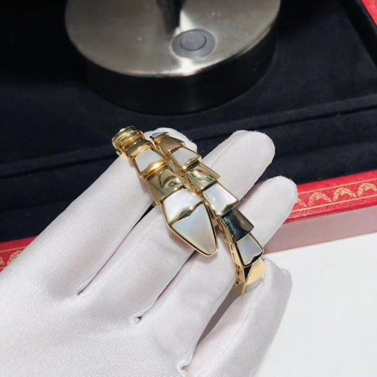LUXEIFY SERPENTI BRACELET MOP GOLD