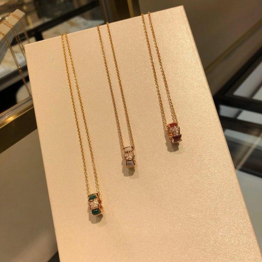 LUXEIFY SERPENTI PEDANT DIAMOND NECKLACE