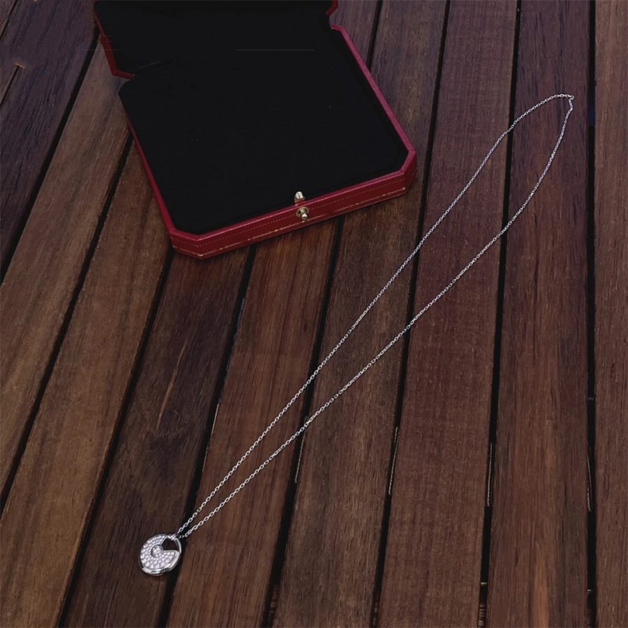 LUXEIFY AMULETTE SILVER FULL DIAMOND NECKLACE