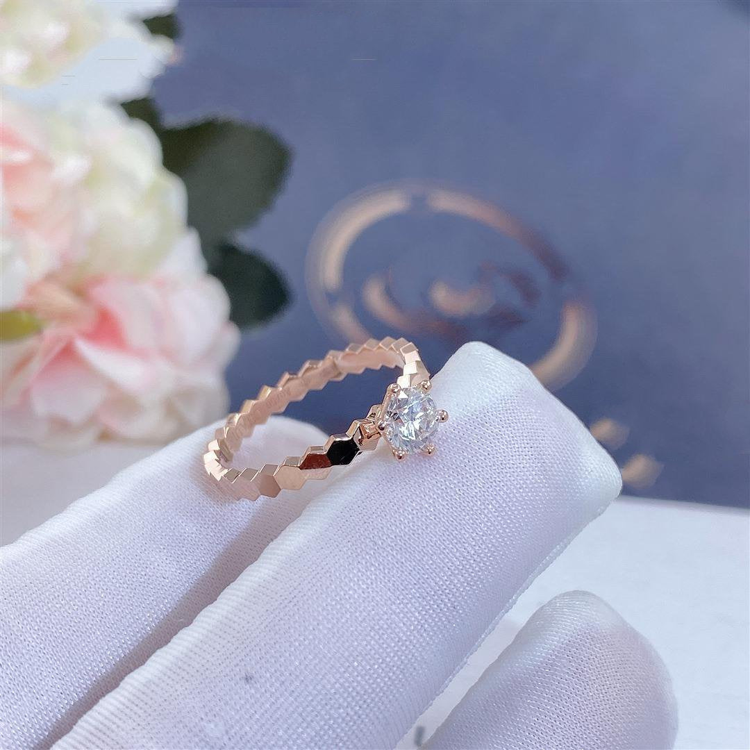 LUXEIFY BEE LOVE RING PINK GOLD 1 DIAMOND