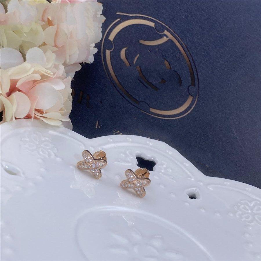 LUXEIFY JEUX DE PINK GOLD DIAMOND EARRINGS