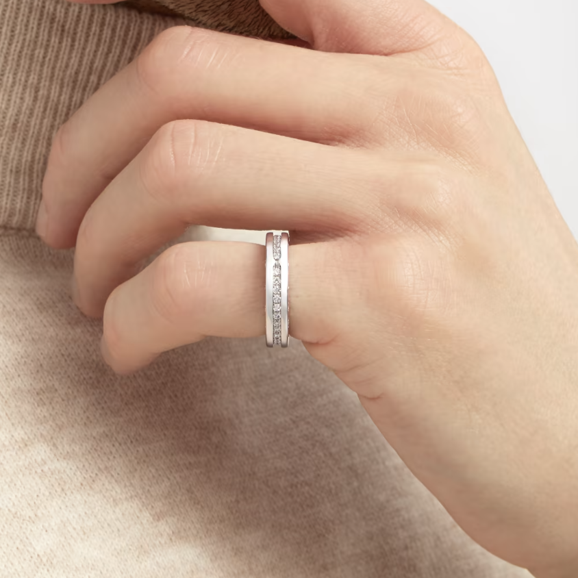 LUXEIFY ZERO 1 ONE-BAND PAVED DIAMONDS ON THE SPIRAL RING