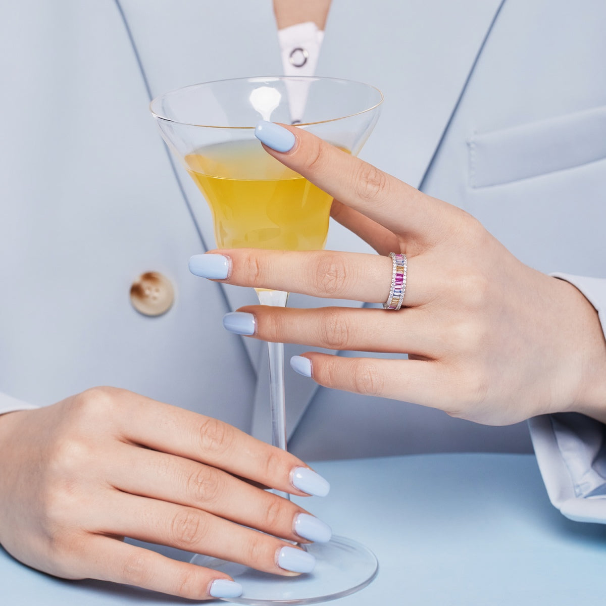 [HOT] Anillo diario delicado con corte esmeralda caleidoscópico