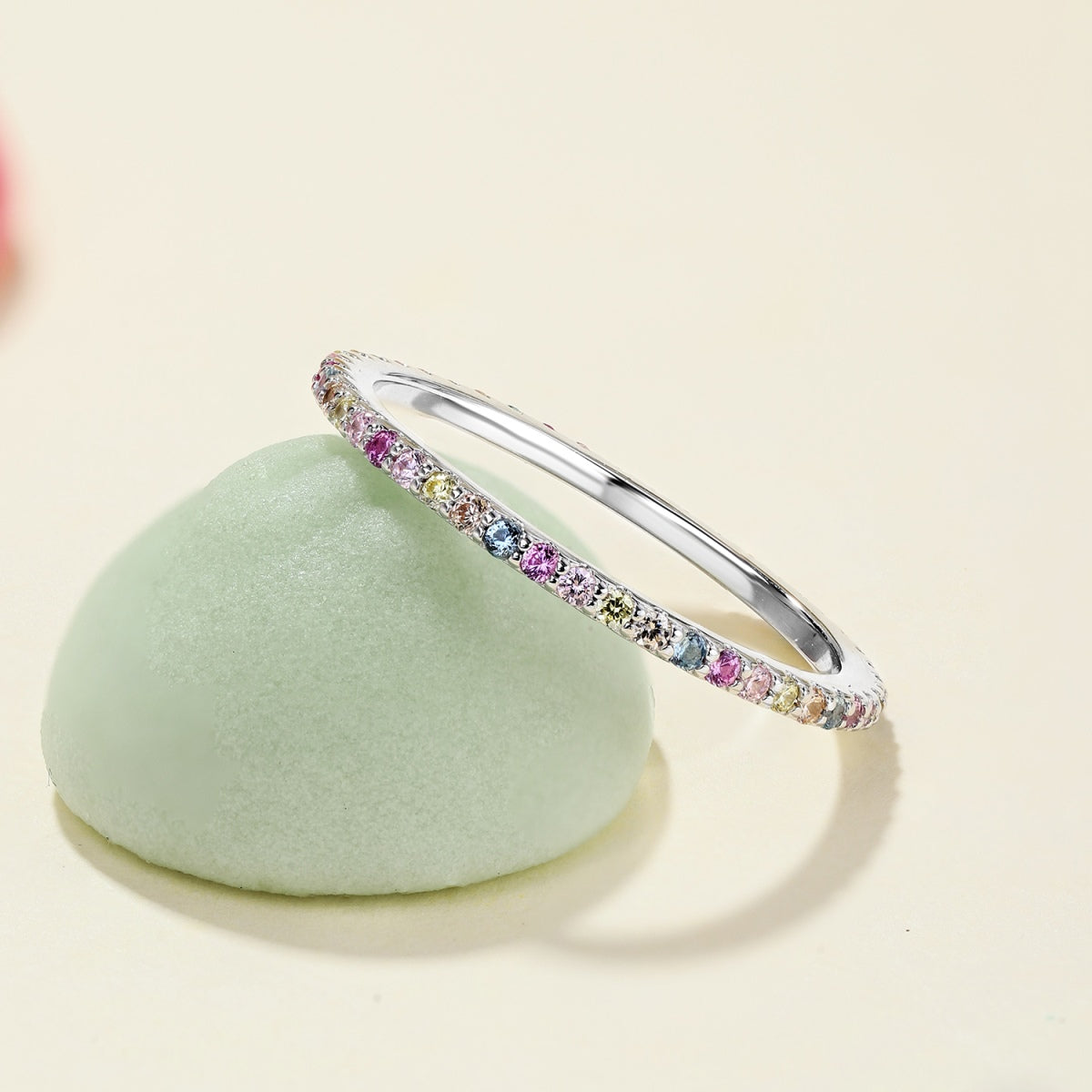 [CALIENTE]Anillo de tenis adornado con corte redondo colorido