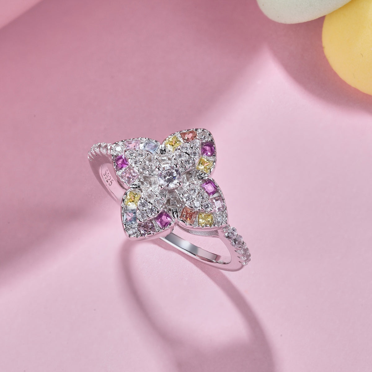 [CALIENTE] Anillo de banquete de lujo con forma de flor colorida