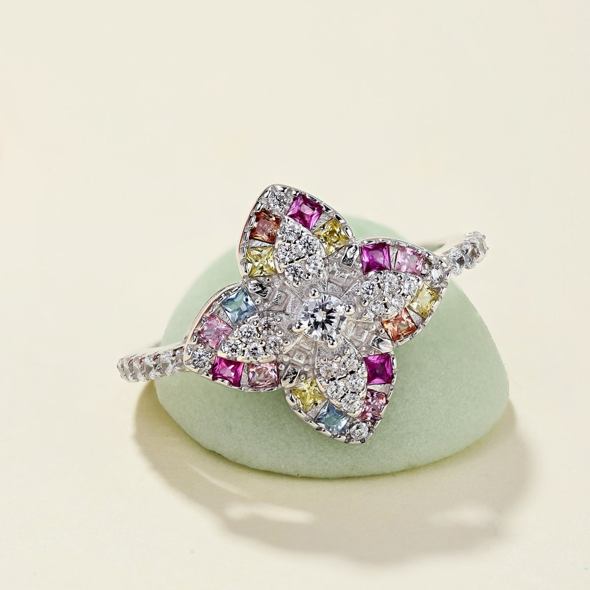 [CALIENTE] Anillo de banquete de lujo con forma de flor colorida