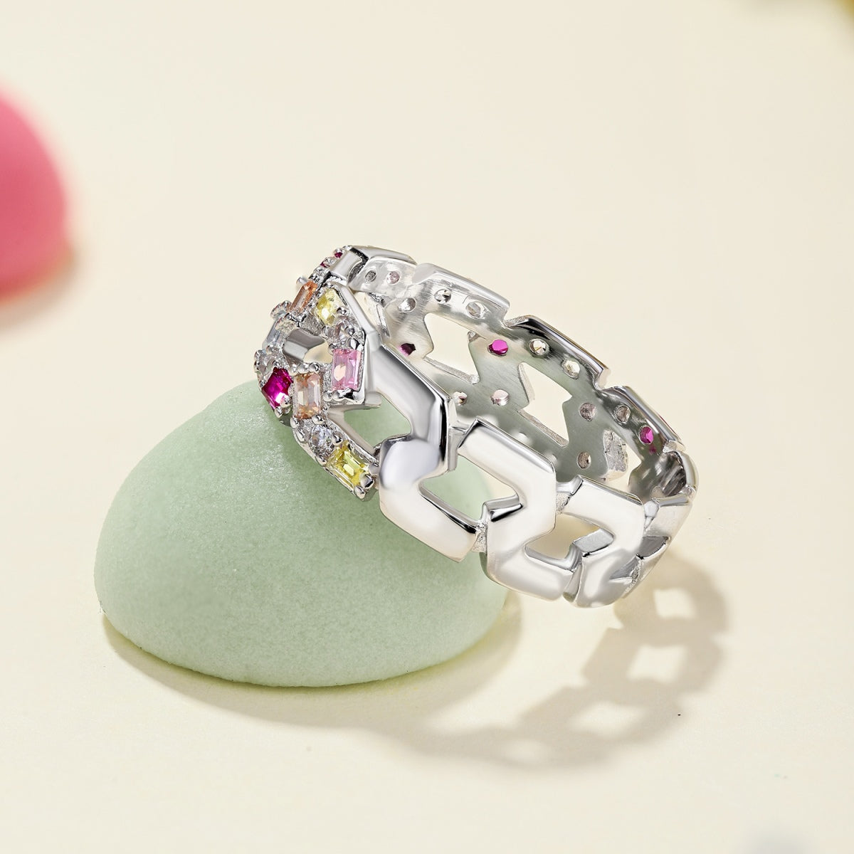 [HOT]Anillo diario brillante y vibrante con corte esmeralda