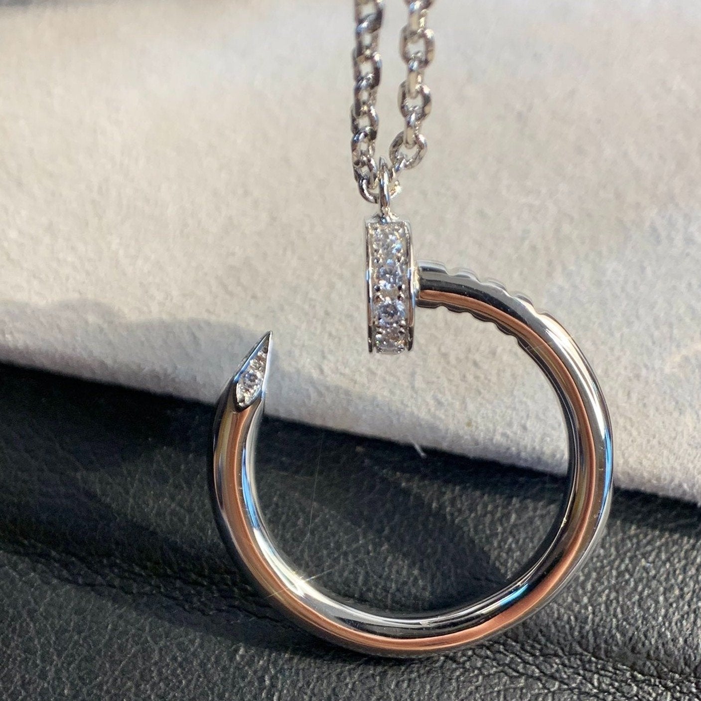 LUXEIFY JUSTE NECKLACE SILVER