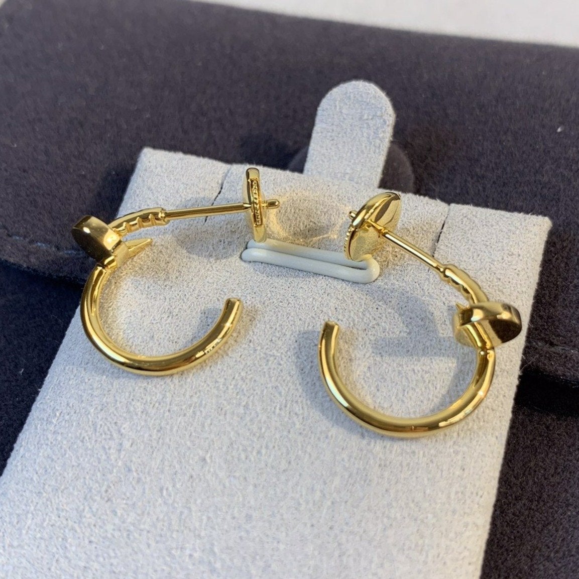 LUXEIFY JUSTE EARRINGS GOLD