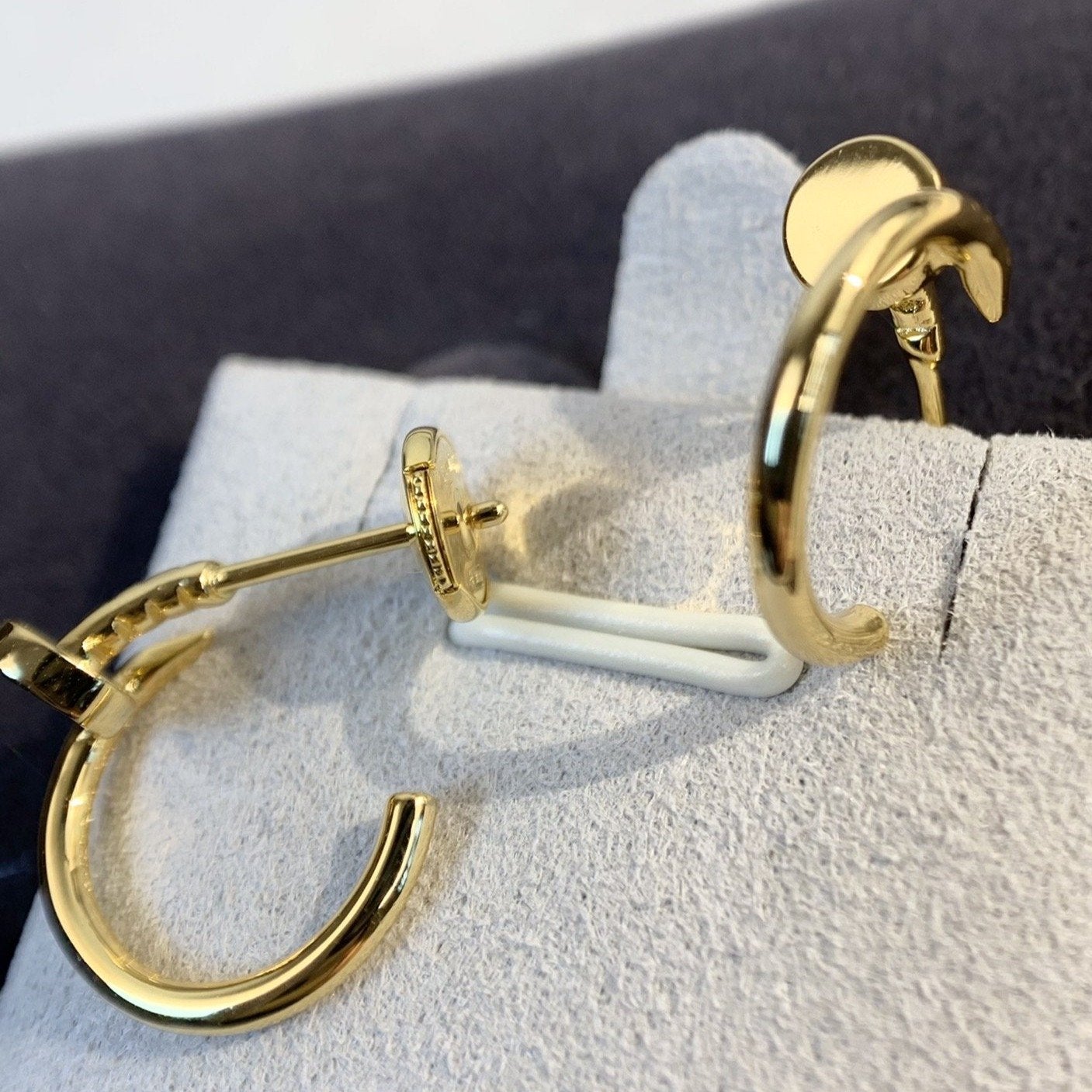 LUXEIFY JUSTE EARRINGS GOLD
