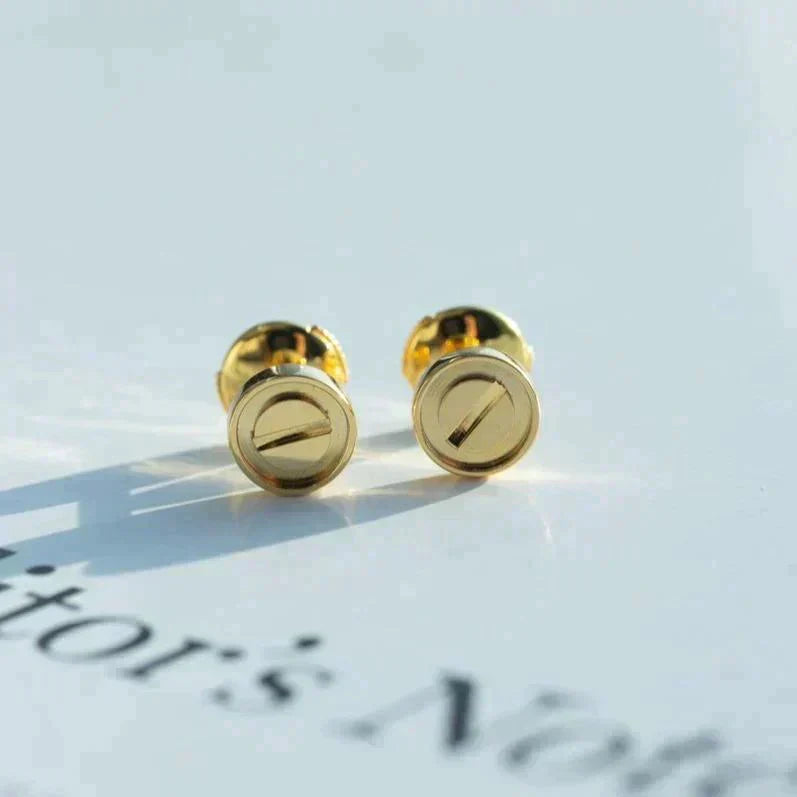 LUXEIFY LOVE EARRINGS GOLD 10MM