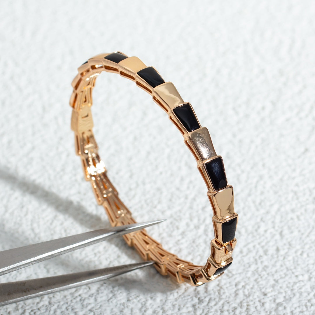 LUXEIFY SERPENTI BRACELET PINK GOLD ONYX