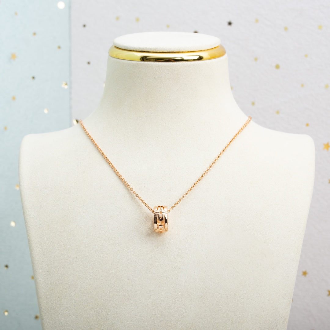LUXEIFY PARENTESI NECKLACE PINK GOLD