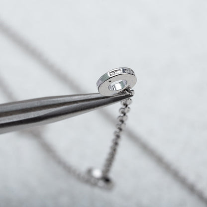 LUXEIFY PARENTESI NECKLACE SILVER DIAMOND