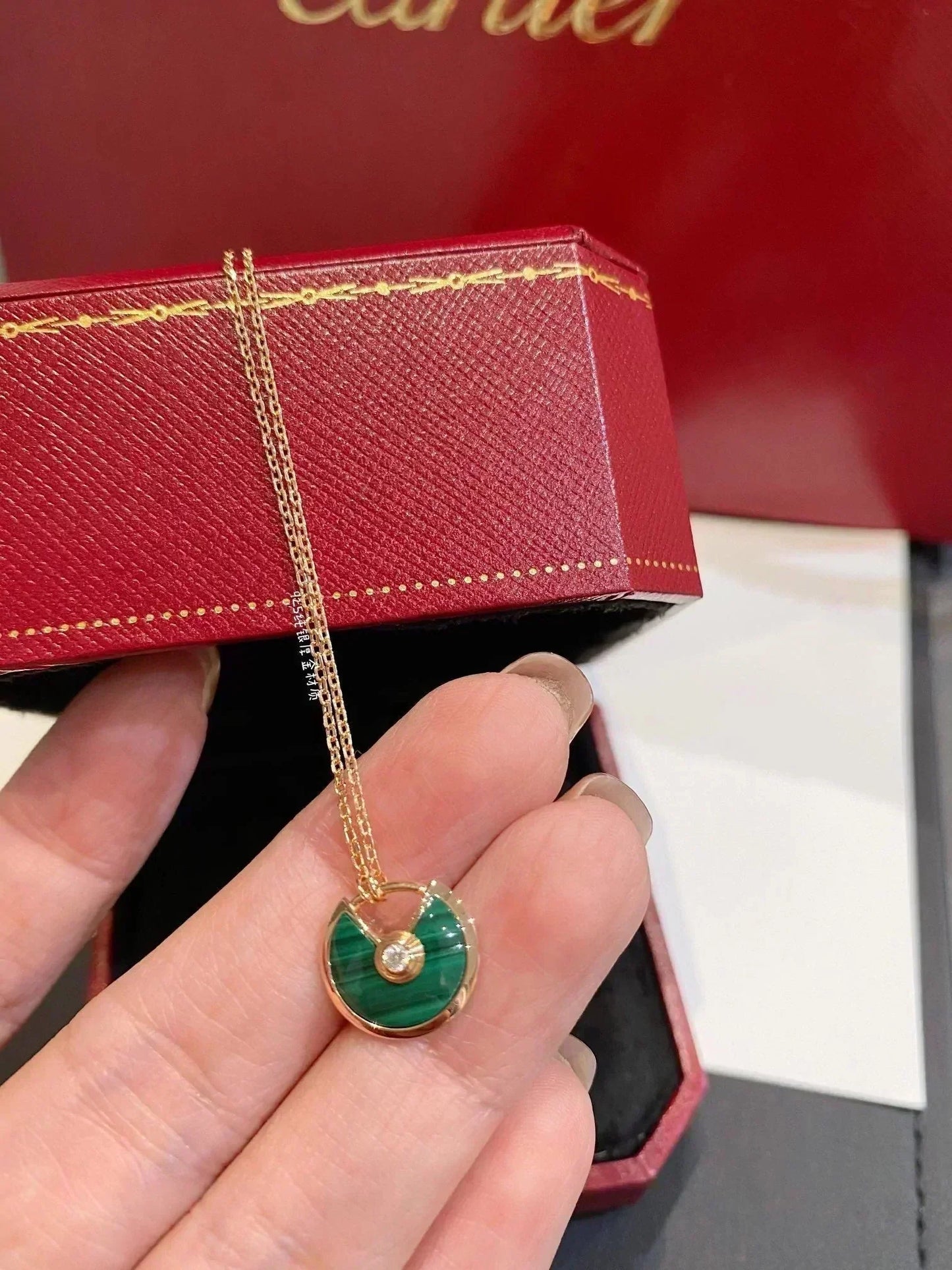 LUXEIFY AMULETTE ROSE GOLD MALACHITE NECKLACE