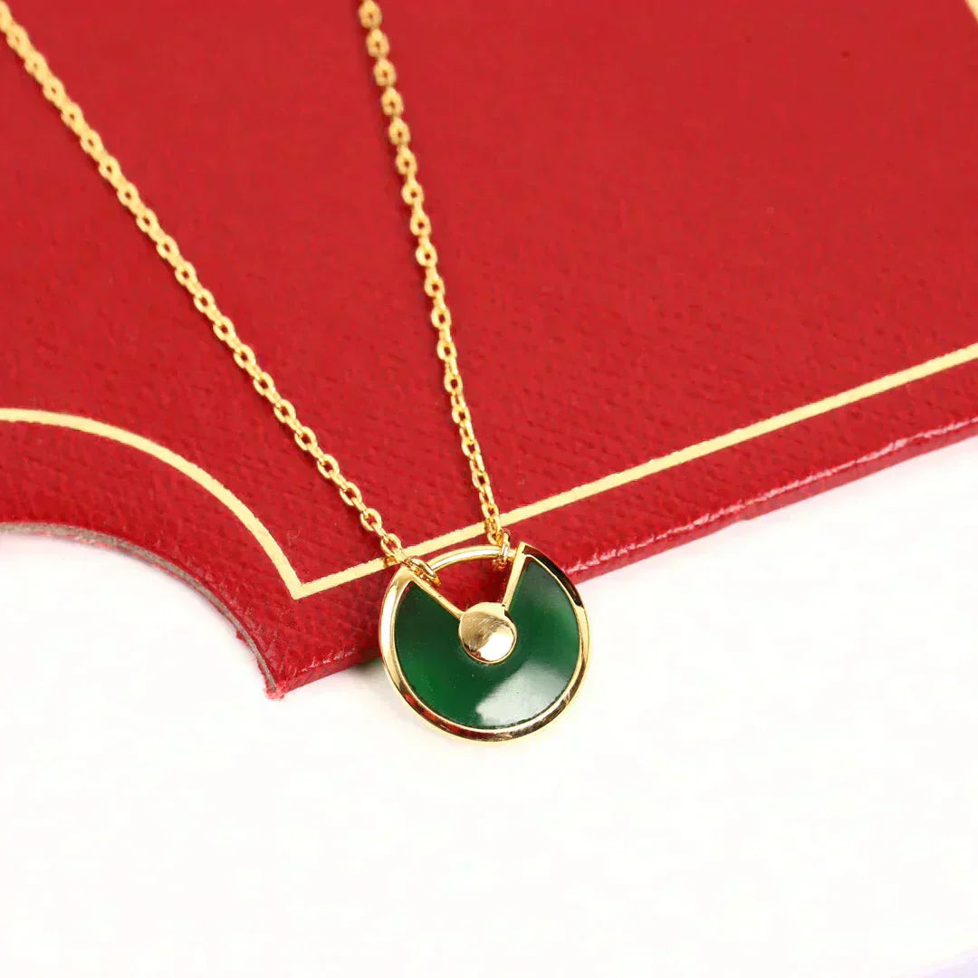 LUXEIFY AMULETTE GOLD MALACHITE NECKLACE