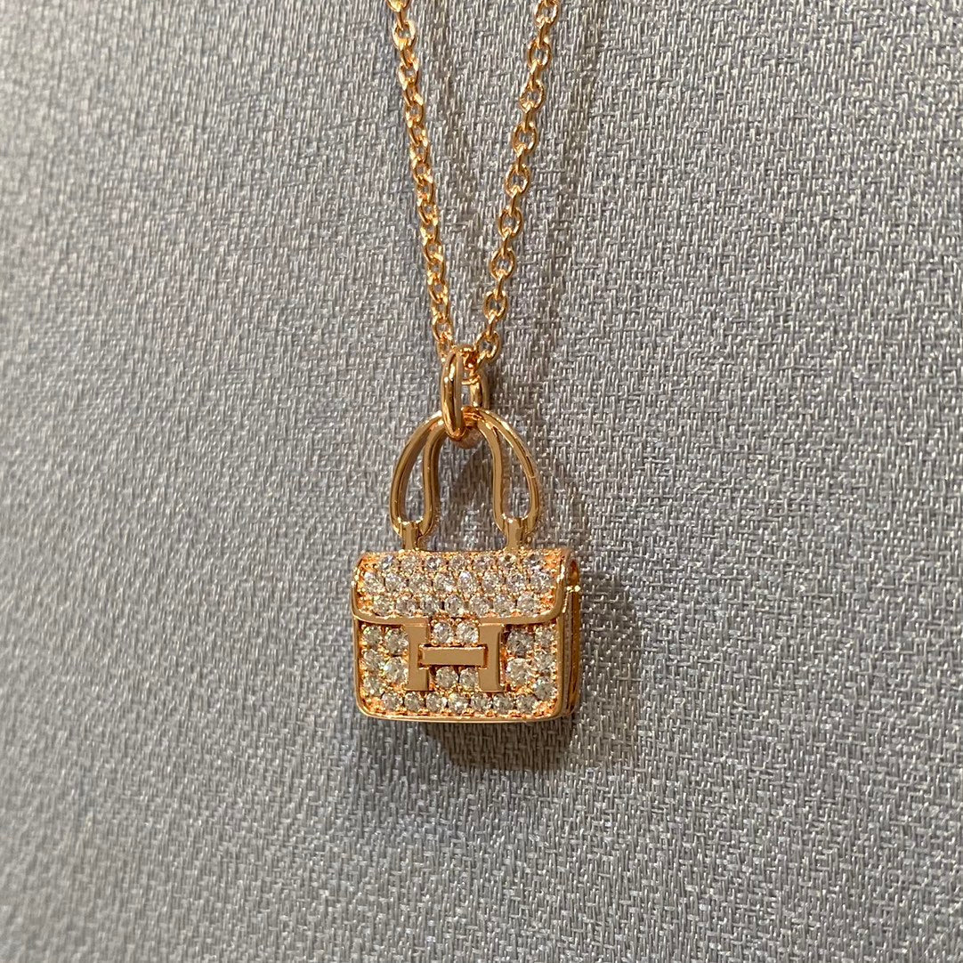 LUXEIFY CONSTANCE PEDANT DIAMOND NECKLACE