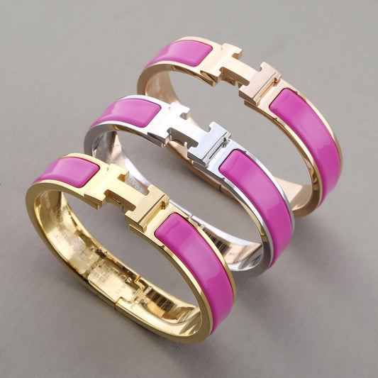 LUXEIFY H PURPLE BRACELET