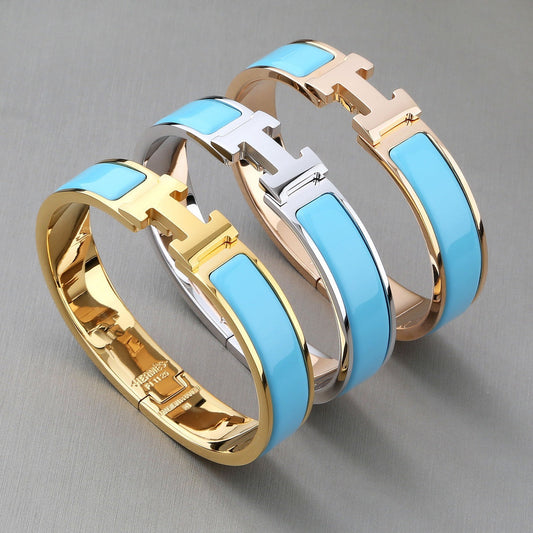 LUXEIFY H CLOUD BLUE BRACELET